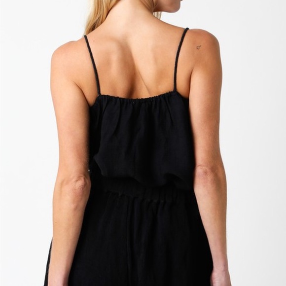 Elegant Black Women's Jumpsuit - Picture 5 of 10